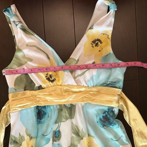 Jolie Summer Floral Dress with Ribbon Sash Size 10 - Picture 7 of 11
